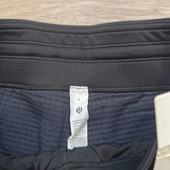 Lululemon Waffle-Knit Mid-Rise Jogger - Picture 10 of 13